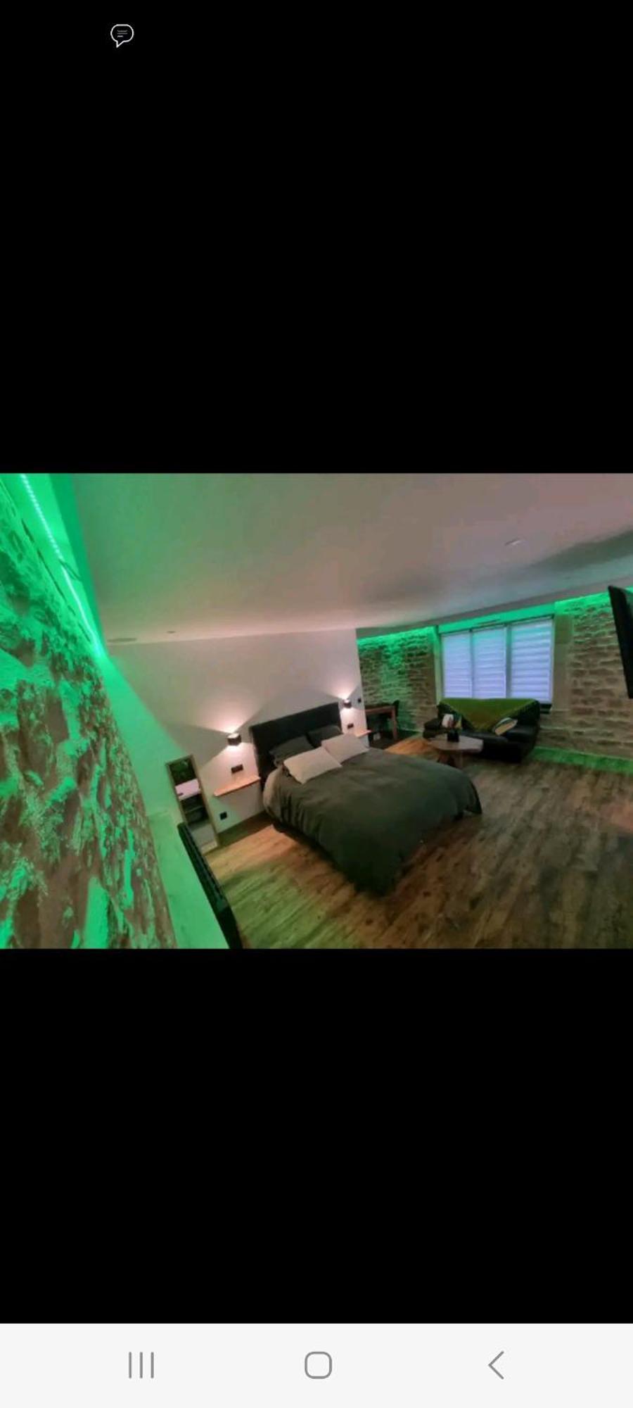 Romantique Room ชาร์เลอวิลล์-เมซิแยร์ ภายนอก รูปภาพ