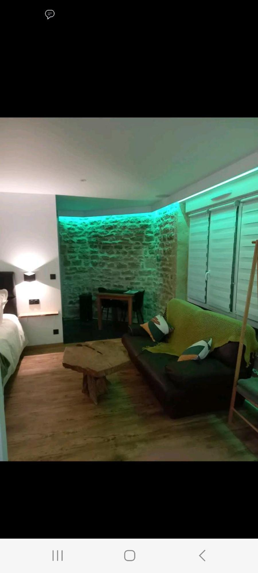Romantique Room ชาร์เลอวิลล์-เมซิแยร์ ภายนอก รูปภาพ